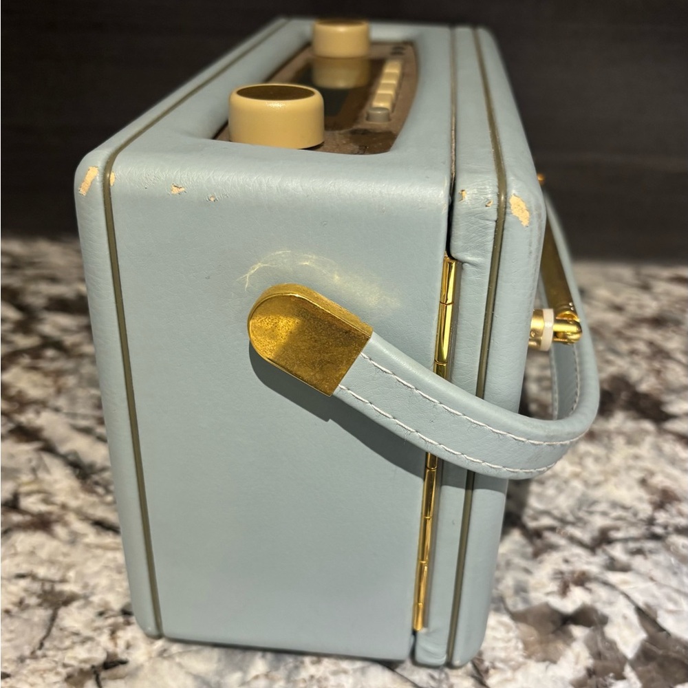 Roberts R300 Radio - Picture 4 of 8